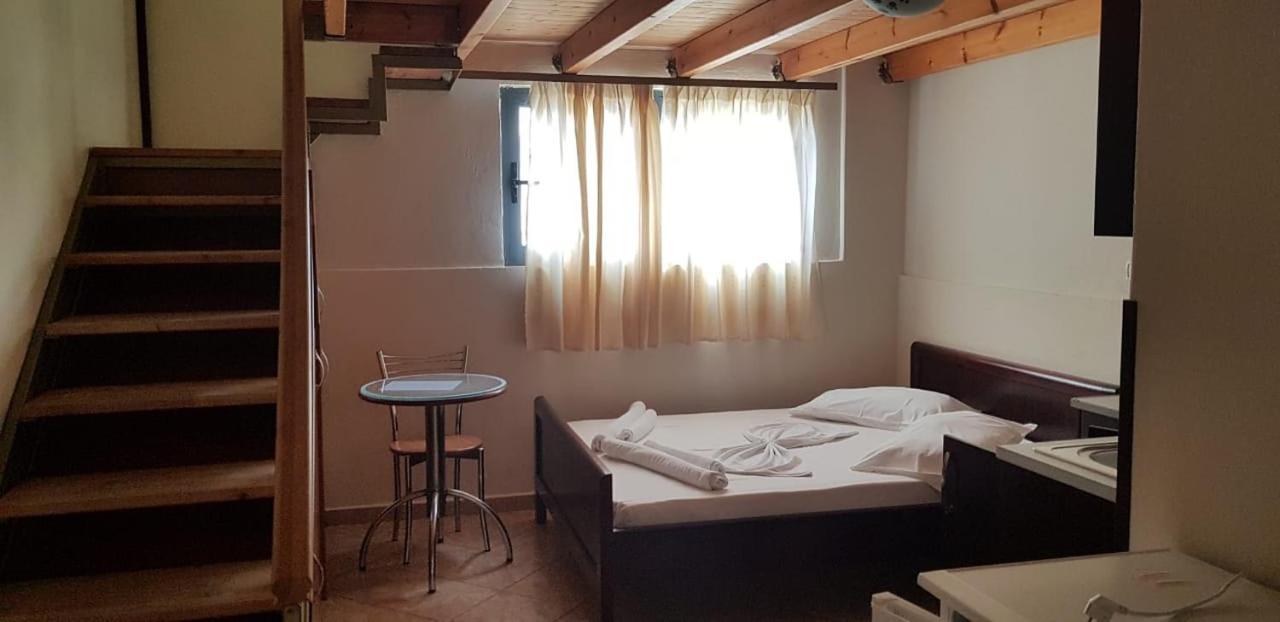 The First Hotel Saranda 외부 사진