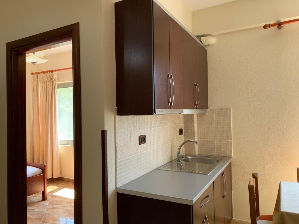 The First Hotel Saranda 외부 사진