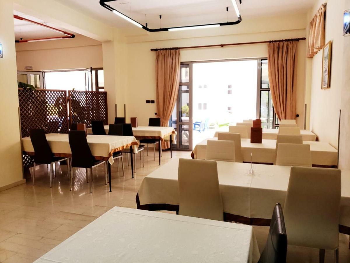 The First Hotel Saranda 외부 사진