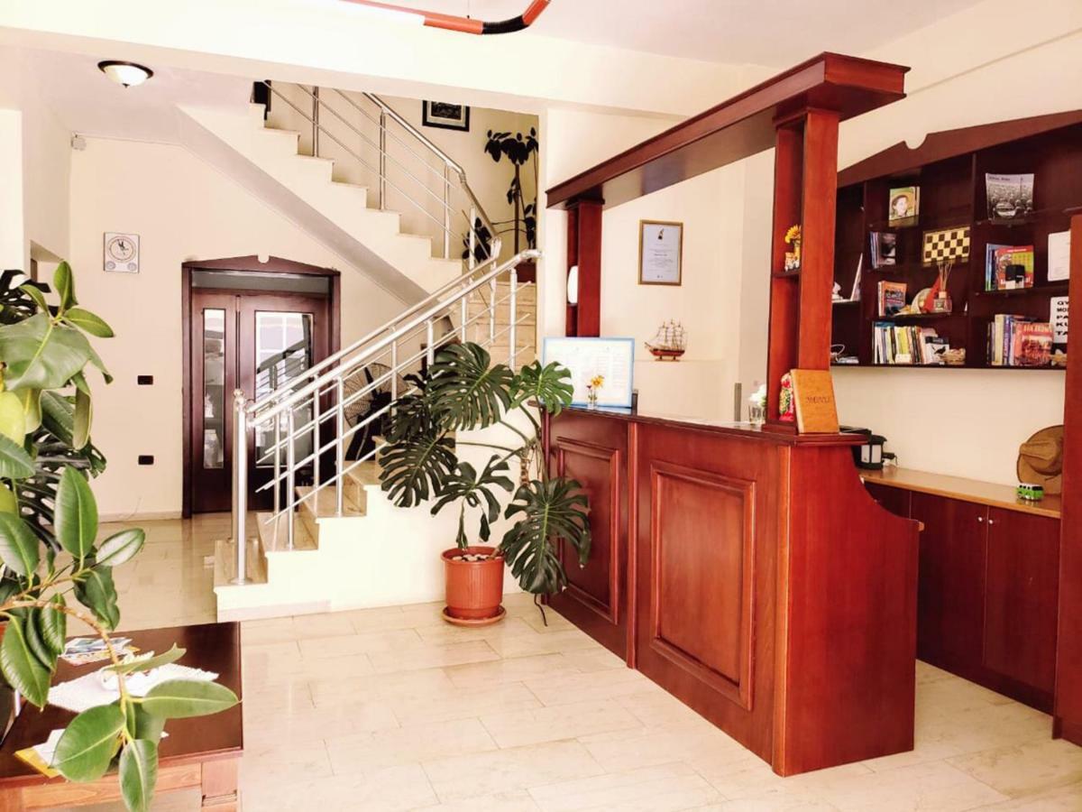 The First Hotel Saranda 외부 사진