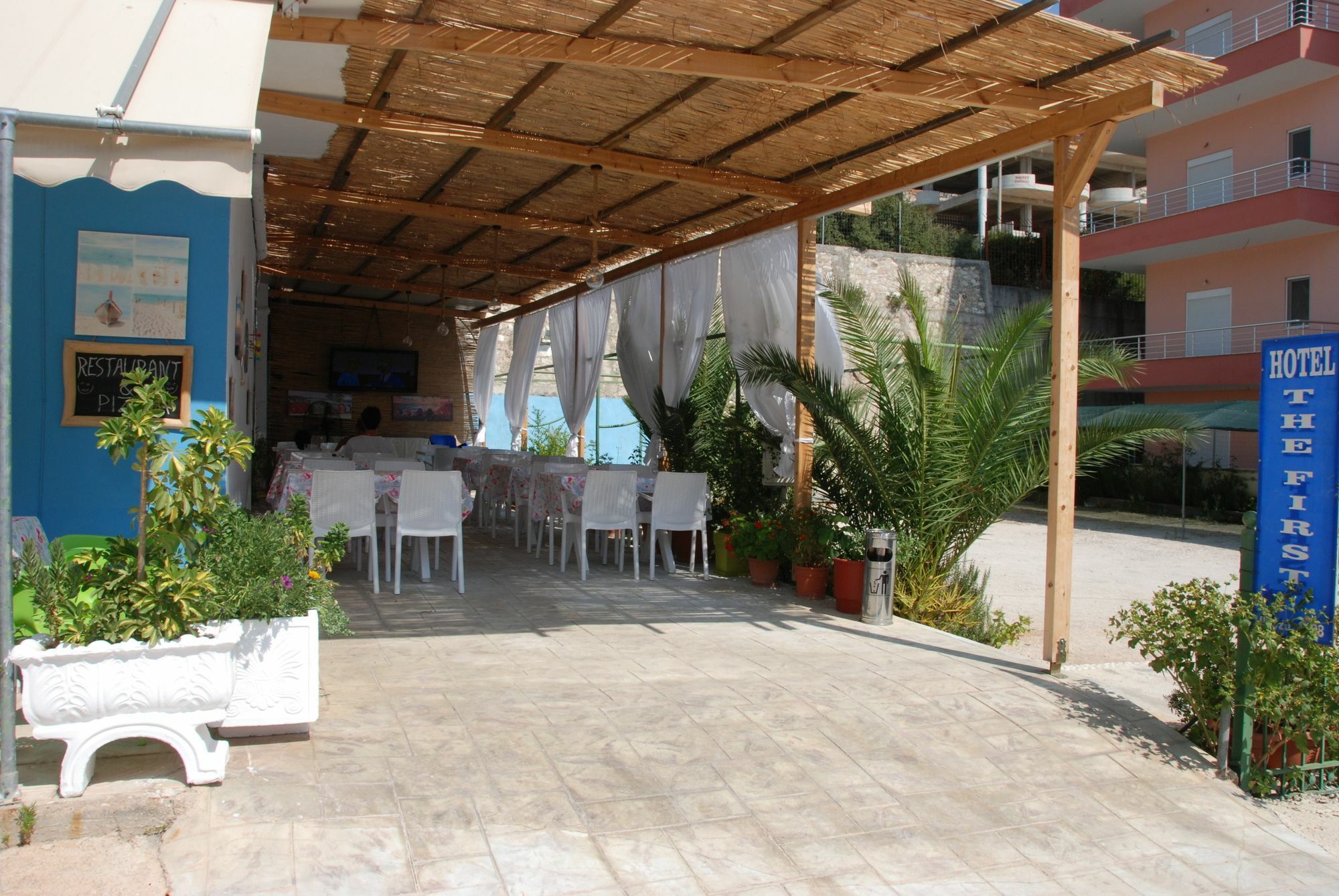 The First Hotel Saranda 외부 사진