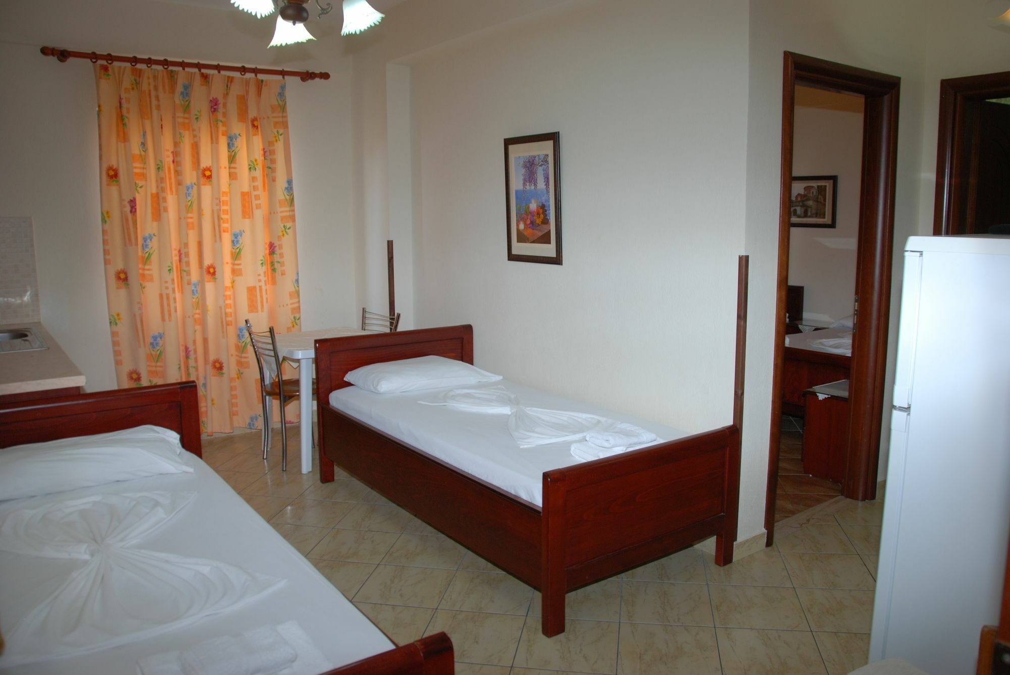 The First Hotel Saranda 외부 사진